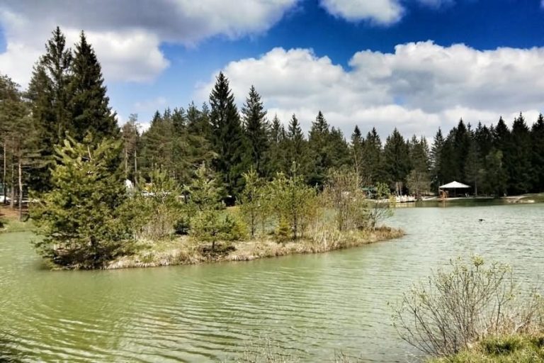 Bloško jezero Bloško jezero