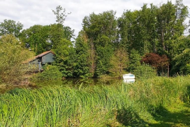 Jezero pri Gunglu Jezero pri Gunglu