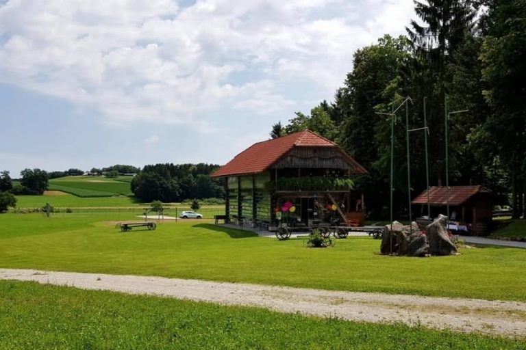 Ribnik Blato Ribnik Blato