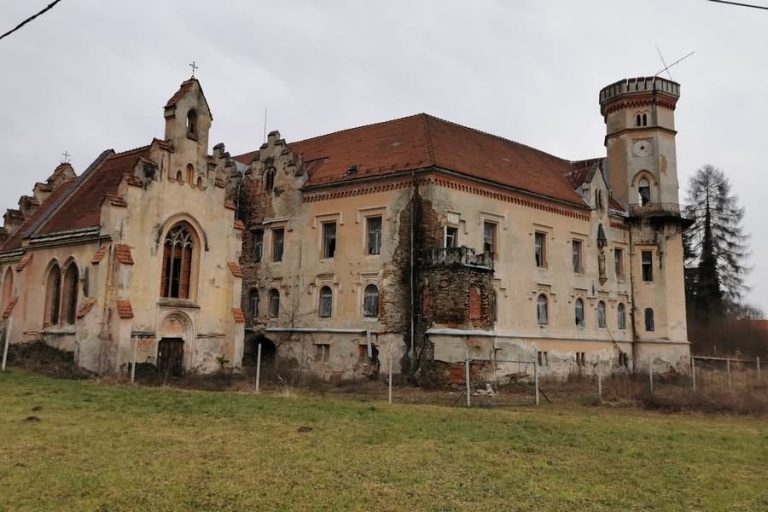 Dvorec Slivnica Dvorec Slivnica